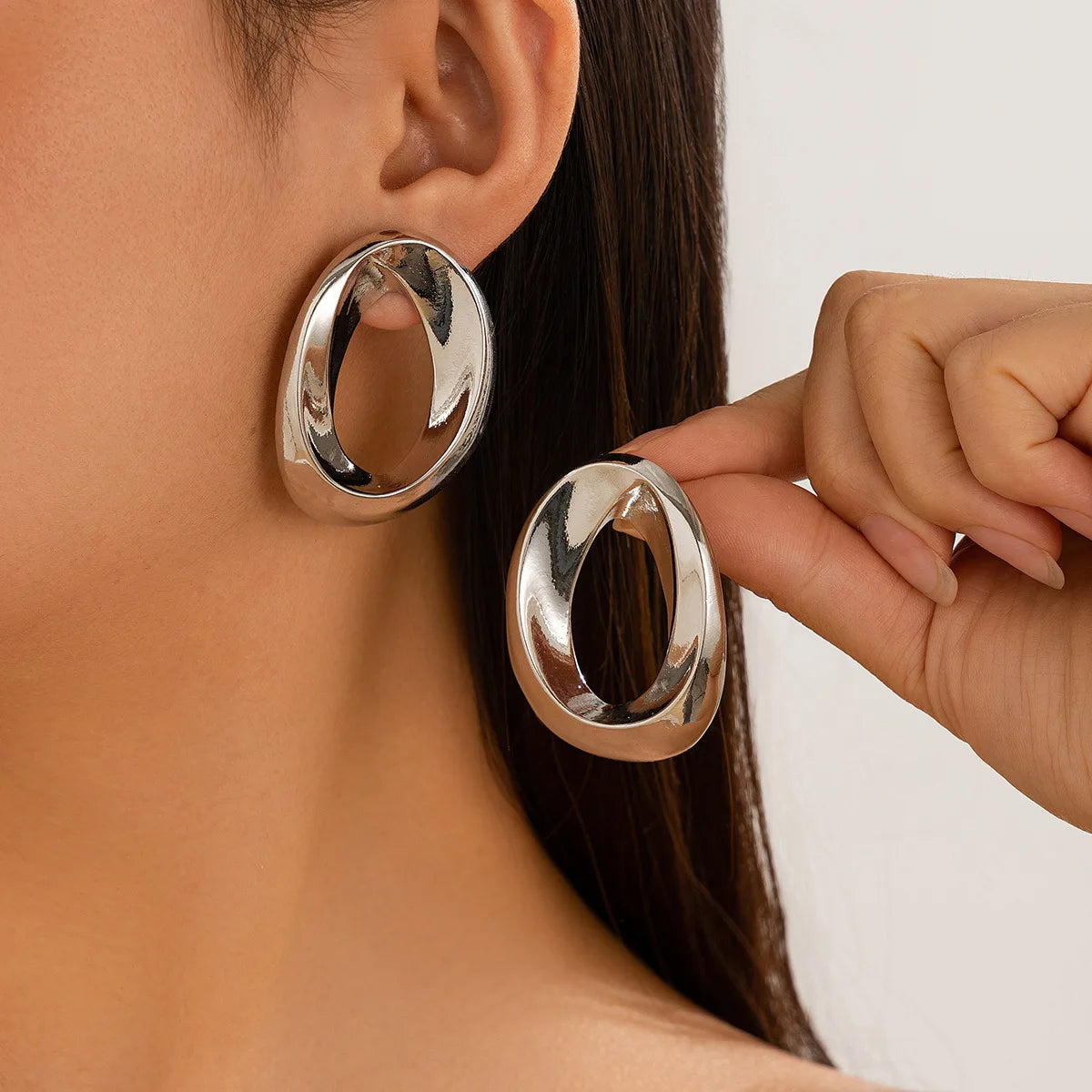 VERDIN COLLECTION 
Statement simplicity  Water Drop Spring Open Necklaces Bangles Earrings Set