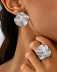 The Esla Set, Asymmetrical Geometric Shape