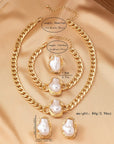 LUNE COLLECTION 
Fascinating Irregular Modern Pearls Jewelry Set of 4